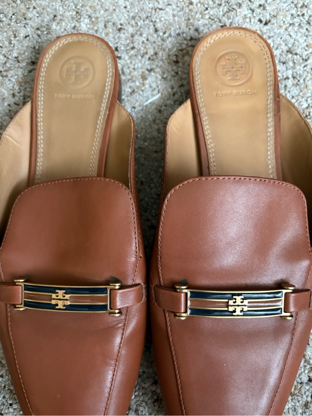 Tory Burch Tan Leather Backless Loafers with Gold Accent - Picture 2 of 7